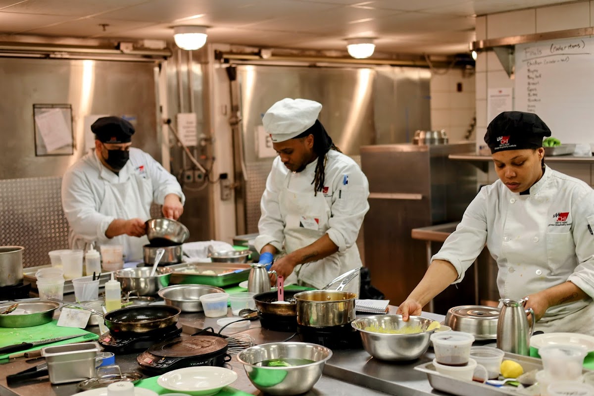 UNITE HERE Chicago Hospitality Institute - Free Culinary School class experience