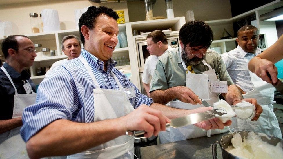 Best Team Building Cooking Classes (2026 Guide): Strengthen Your Team Through Culinary Collaboration